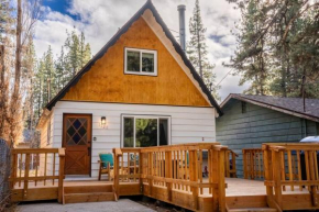 The Teddy Bear Cabin! Large Patio! Big Bear Lake